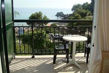 Glyfada Apartments *